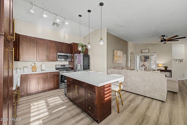 5526 W ELLIS Drive, Laveen, AZ 85339