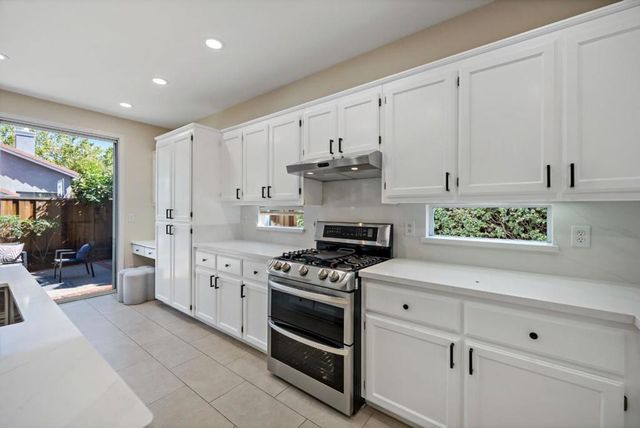 3249 Esperanza Court, San Jose, CA 95135