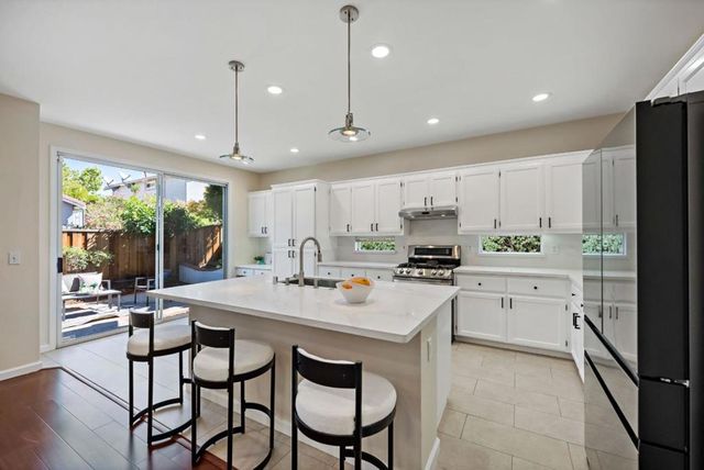 3249 Esperanza Court, San Jose, CA 95135