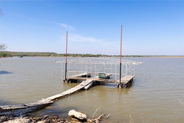 6946 Shamrock Drive, Brownwood, TX 76801