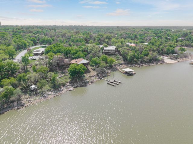 6946 Shamrock Drive, Brownwood, TX 76801