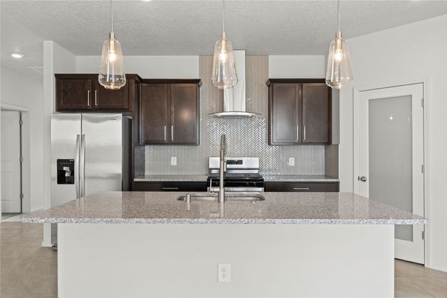 83 Calle Fuerza, Santa Fe, NM 87508