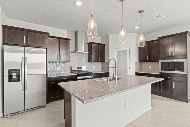 83 Calle Fuerza, Santa Fe, NM 87508