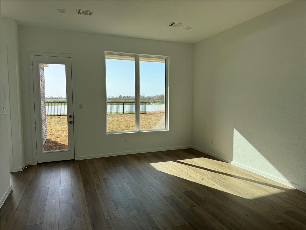 3076 Waterwood Pass Drive, Katy, TX 77493