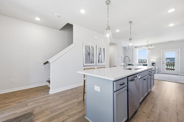 520 Heathwood Way, Summerville, SC 29486