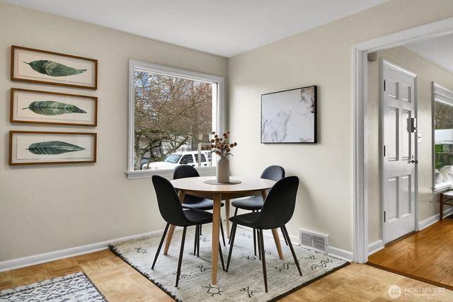 4221 S Willow Street S, Seattle, WA 98118