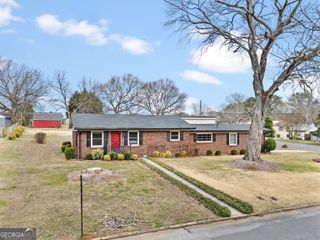 2 Cameo Drive NW, Rome, GA 30165