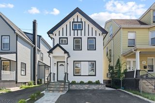 20 Westcott St, East Orange City, NJ 07017