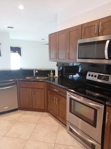3945 Diamond Chip Court, Wellington, FL 33414