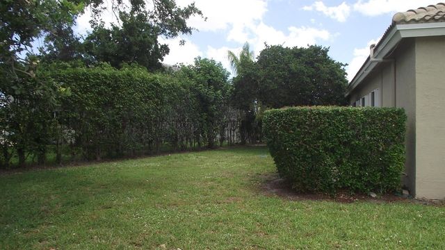 3945 Diamond Chip Court, Wellington, FL 33414