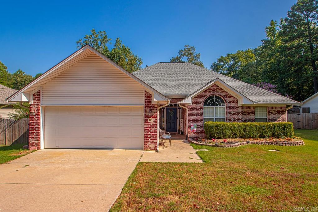 116 Greenfield Drive Drive, Benton, AR 72019