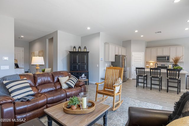 10328 N Desert Tea Drive, Marana, AZ 85653