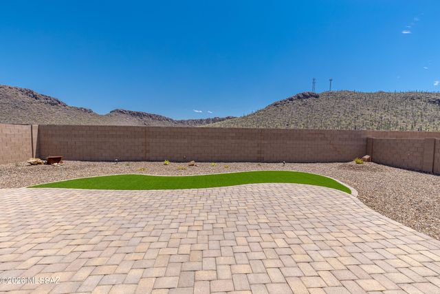 10328 N Desert Tea Drive, Marana, AZ 85653