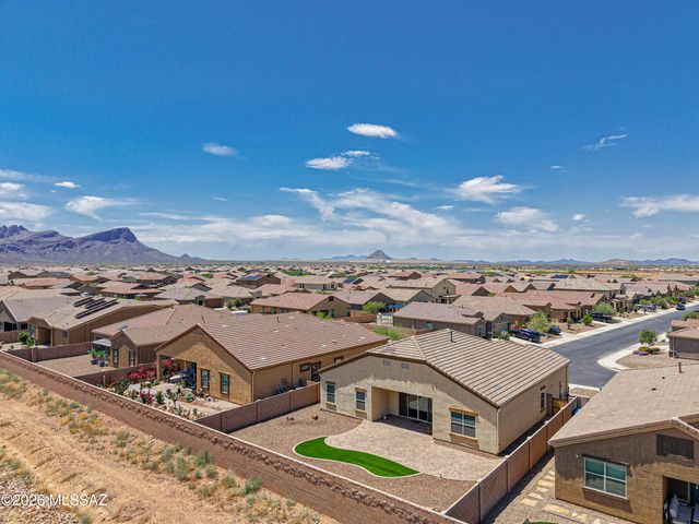 10328 N Desert Tea Drive, Marana, AZ 85653