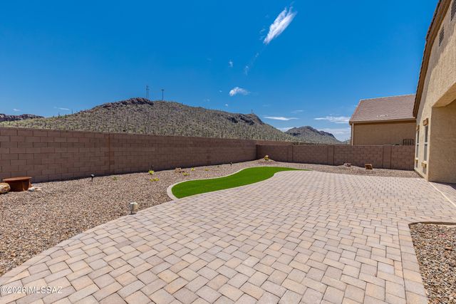 10328 N Desert Tea Drive, Marana, AZ 85653