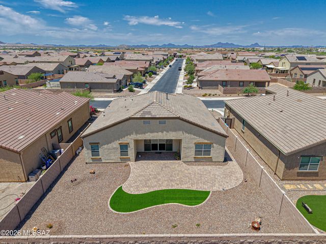 10328 N Desert Tea Drive, Marana, AZ 85653