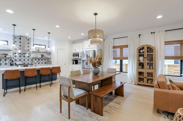 2043 Columbia Avenue, Indianapolis, IN 46202