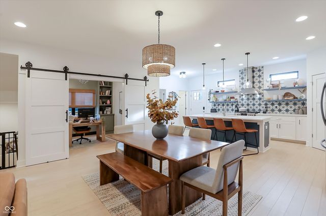 2043 Columbia Avenue, Indianapolis, IN 46202