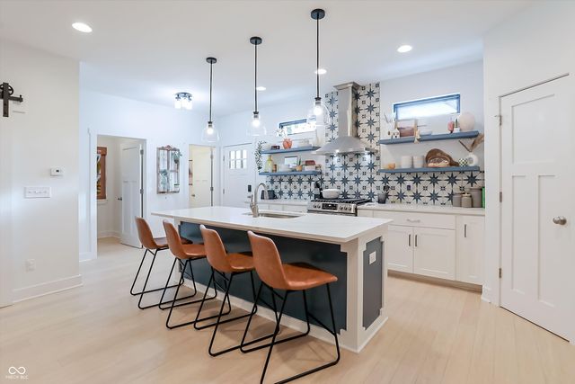 2043 Columbia Avenue, Indianapolis, IN 46202