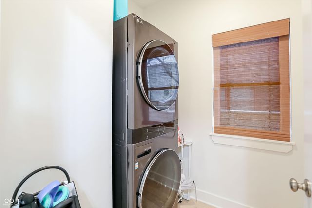 2043 Columbia Avenue, Indianapolis, IN 46202