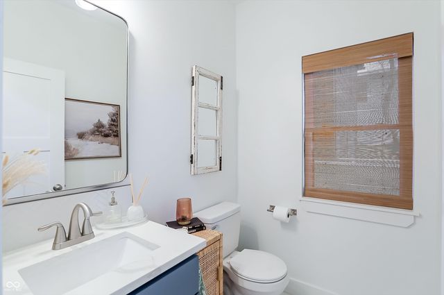 2043 Columbia Avenue, Indianapolis, IN 46202