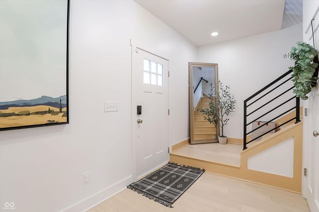 2043 Columbia Avenue, Indianapolis, IN 46202