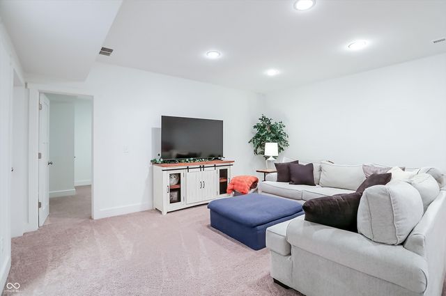 2043 Columbia Avenue, Indianapolis, IN 46202