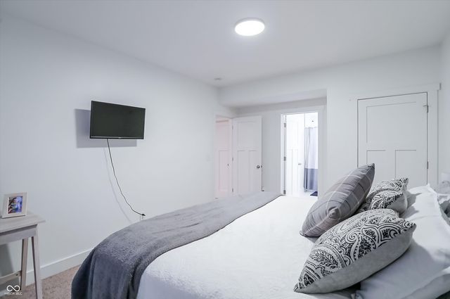 2043 Columbia Avenue, Indianapolis, IN 46202