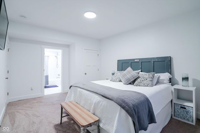 2043 Columbia Avenue, Indianapolis, IN 46202