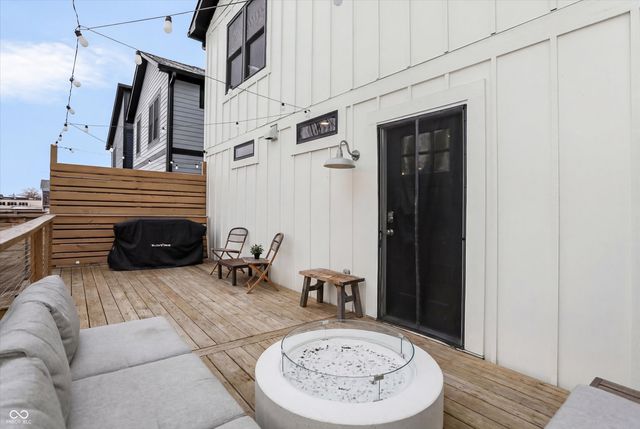 2043 Columbia Avenue, Indianapolis, IN 46202