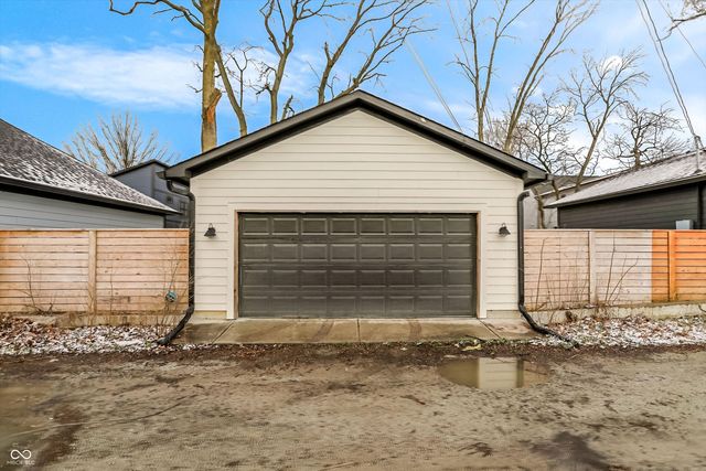 2043 Columbia Avenue, Indianapolis, IN 46202