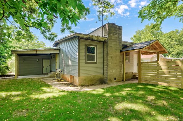 1616 N Hampton Avenue, Springfield, MO 65803