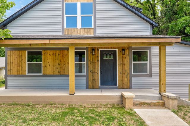 1616 N Hampton Avenue, Springfield, MO 65803