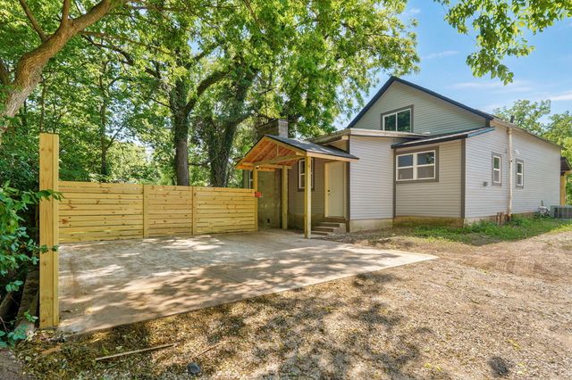 1616 N Hampton Avenue, Springfield, MO 65803
