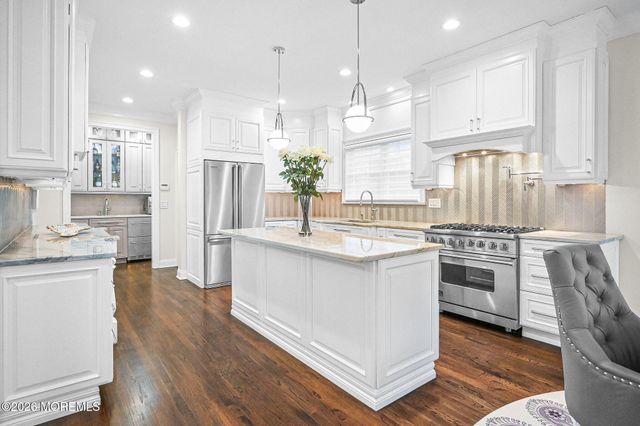 2352 Macintosh Drive, Manasquan, NJ 08736