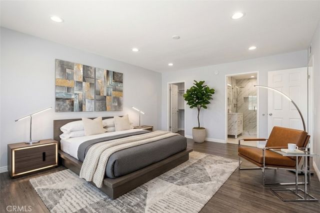 4542 Willis Avenue 302, Sherman Oaks, CA 91403