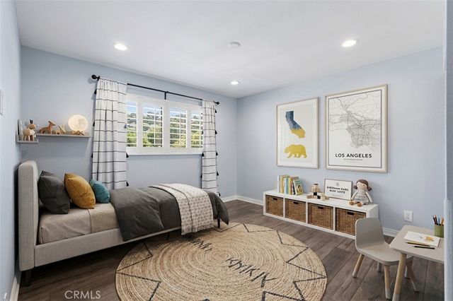 4542 Willis Avenue 302, Sherman Oaks, CA 91403