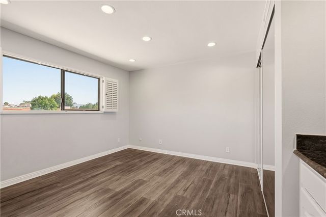 4542 Willis Avenue 302, Sherman Oaks, CA 91403