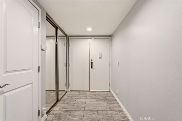 4542 Willis Avenue 302, Sherman Oaks, CA 91403