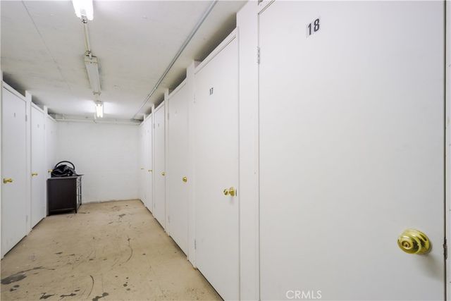 4542 Willis Avenue 302, Sherman Oaks, CA 91403