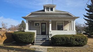 7 N State Street, Glenwood, IL 60425