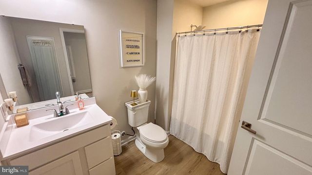 3819 POWELL RD, Brookhaven, PA 19015