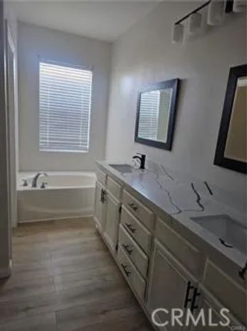 4206 Vahan Court, Lancaster, CA 93536