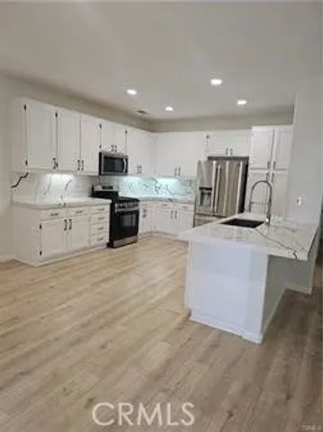 4206 Vahan Court, Lancaster, CA 93536