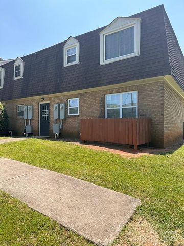 5808 Hunting Ridge Lane A, Charlotte, NC 28212