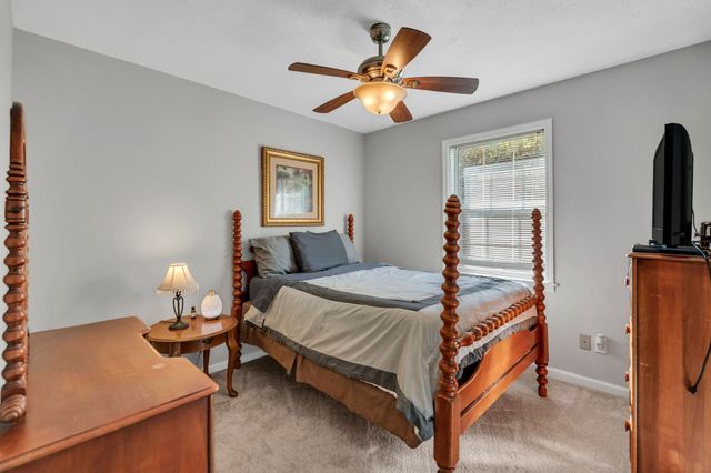 547 Busby Rd, Loretto, TN 38469