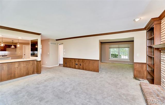 2128 Seven Oaks Drive, St Charles, MO 63303