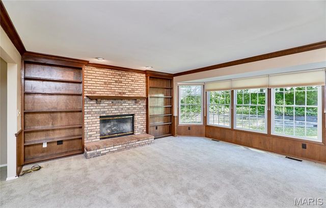 2128 Seven Oaks Drive, St Charles, MO 63303