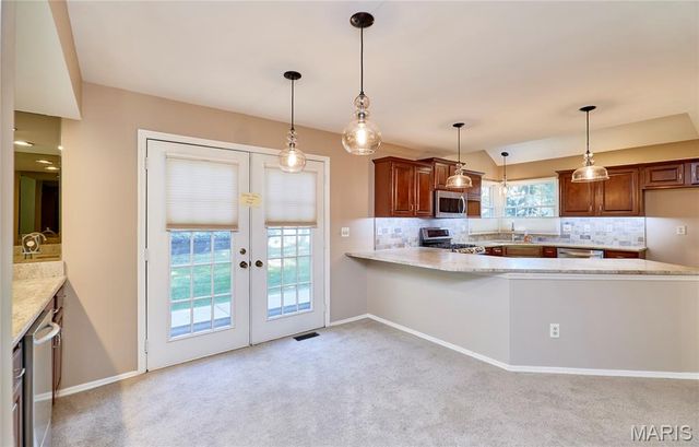 2128 Seven Oaks Drive, St Charles, MO 63303