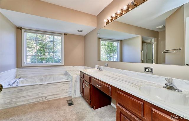 2128 Seven Oaks Drive, St Charles, MO 63303